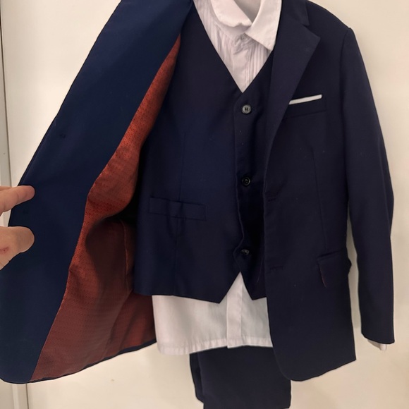 Blue Three-Piece Suit Structured Silhouette - Picture 2 of 5